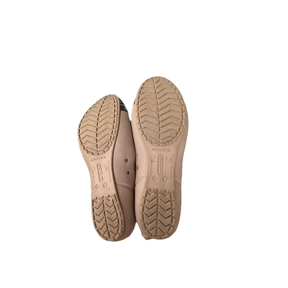 Crocs Cap Toe Ballet Flats Women 7 Tan Black Patent Slip On Comfort Shoes